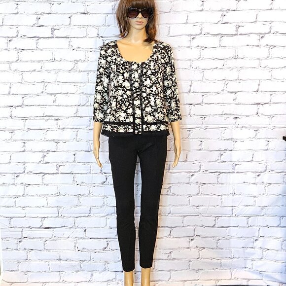 ANTHROPOLOGIE - Maeve Boho black floral blouse with cutout detailing - Picture 3 of 12